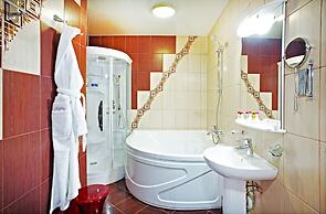 Hotel Avrora