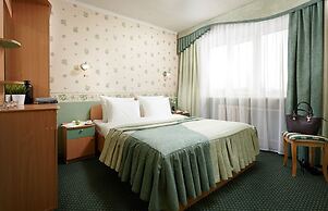 Zarechnaya Hotel