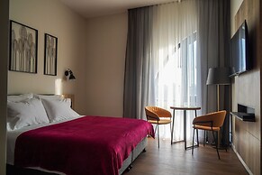 Apartique Hotel