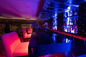 Les Lion Luxury Spa