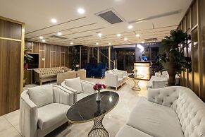 Les Lion Luxury Spa
