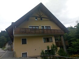 Immaculate 2-bed Apartment in Rateče Planica