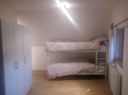 Immaculate 2-bed Apartment in Rateče Planica