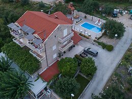 Apartments Njirić