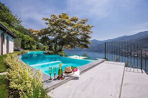Villa Acero