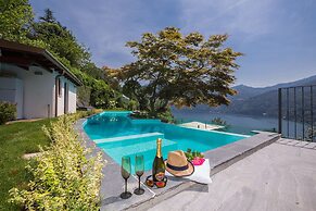 Villa Acero
