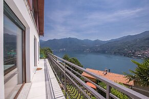 Villa Acero