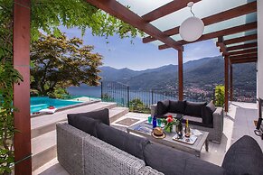 Villa Acero