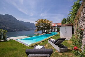 Villa Acero
