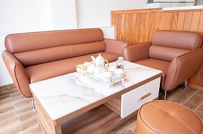 La Fleur Premium Central Apartment