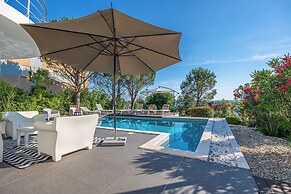 Villa Hana