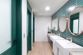 Brosis Hotel