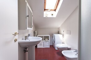 Intimate Attic Flat near Politecnico University