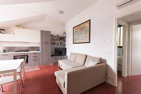 Intimate Attic Flat near Politecnico University