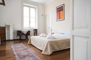 Pleasant 2 Bedrooms Flat in Brera