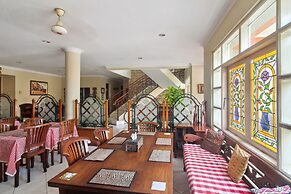 Puri Sawo Manila