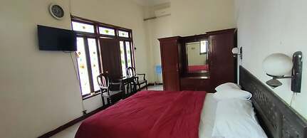 Mangkuyudan Hotel Solo