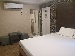 The 9 Resort