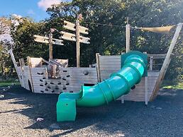 Stunning 3-bed Hot Tub Lodge, Northumberland