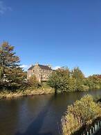 Lovely 2- Bed Apartment in Hawick