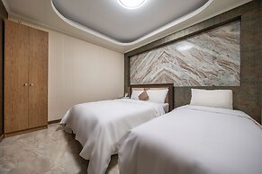 Ansan Seowon Hotel