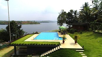 Room-lakerose Wayanad Resort - Superior