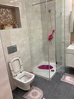Cosy Flat for Your Honeymoon