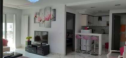 Cosy Flat for Your Honeymoon