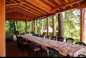 Cosy Bungalow for 2 or 3 Persons