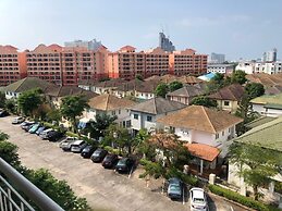 Baan Suan Lalana F4 R423