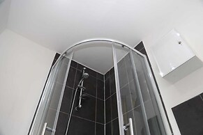 Budget 4-bedrooms In Thamesmead