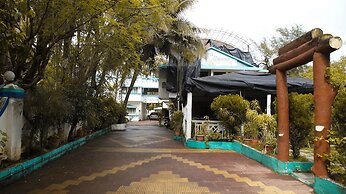 Seashell Beach Resort