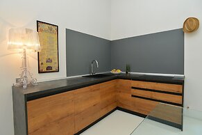 IzzHome Light
