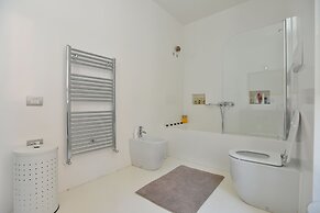 IzzHome Light