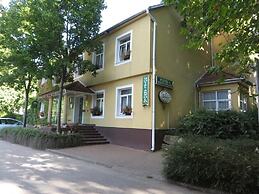 Hotel  Arnold