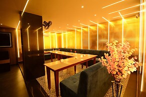 Hotel Grand Lotus Inn