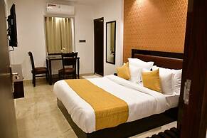 Hotel Grand Lotus Inn