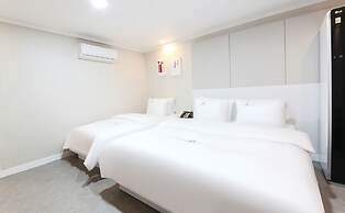 Continew Hotel