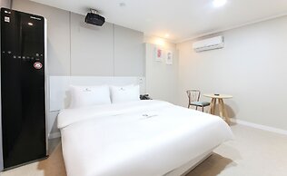 Continew Hotel