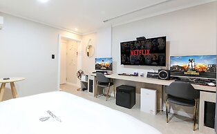 Continew Hotel