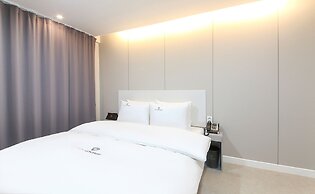 Continew Hotel