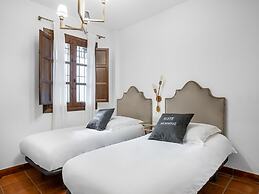 Limehome Granada Calle Sta. Ana