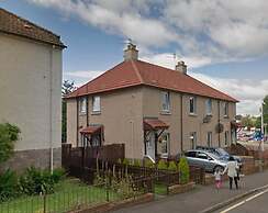 2 Bedroom Flat - Sleeps 4 - Parking - Wifi
