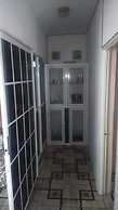 Immaculate 2-bed Apartment in Spanish Town