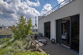 Canopy by Hilton Paris Eiffel Tower