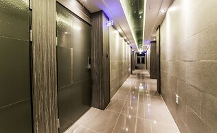 Win Hotel