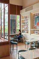 Ami Suites