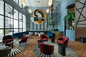 Ami Suites