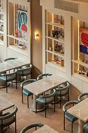 Ami Suites