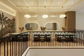 Ami Suites